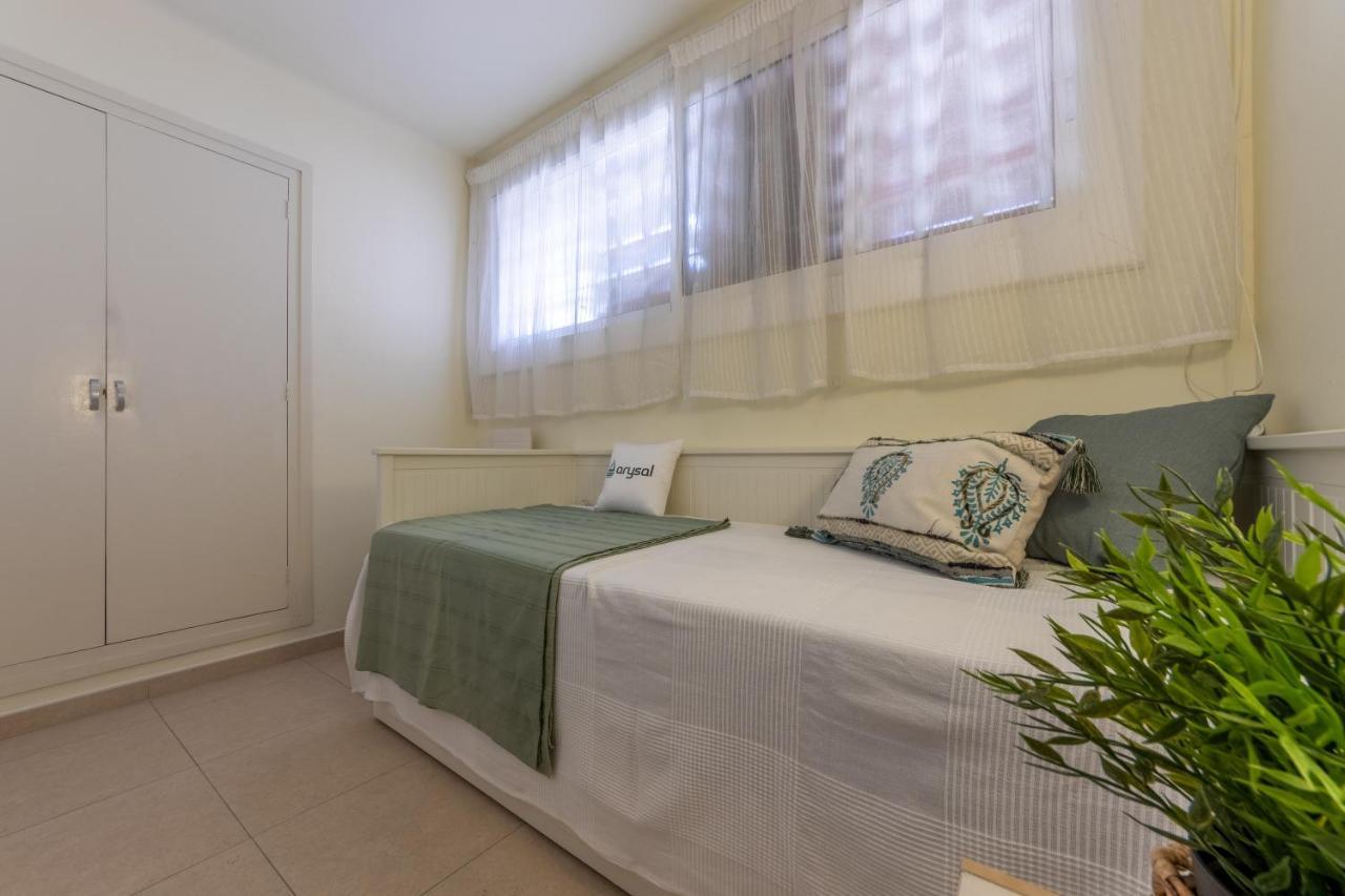 Apartamentos Jaime I Arysal 萨洛 外观 照片